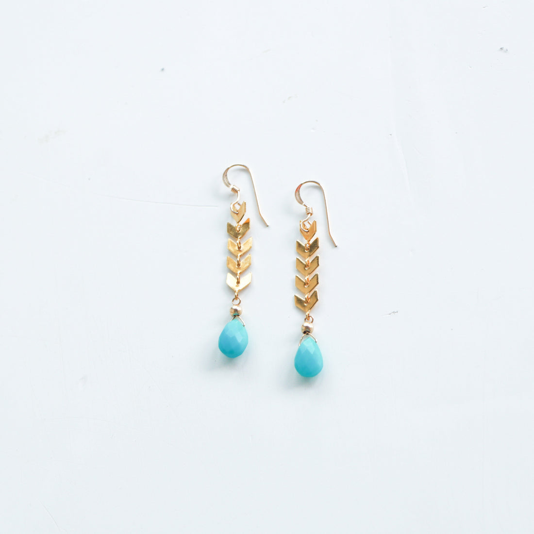 Arrecife Earrings in Gold Earrings Sayulita Sol Jewelry Turquoise 